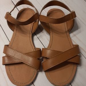 Girls Sandals. Brown. Size 13